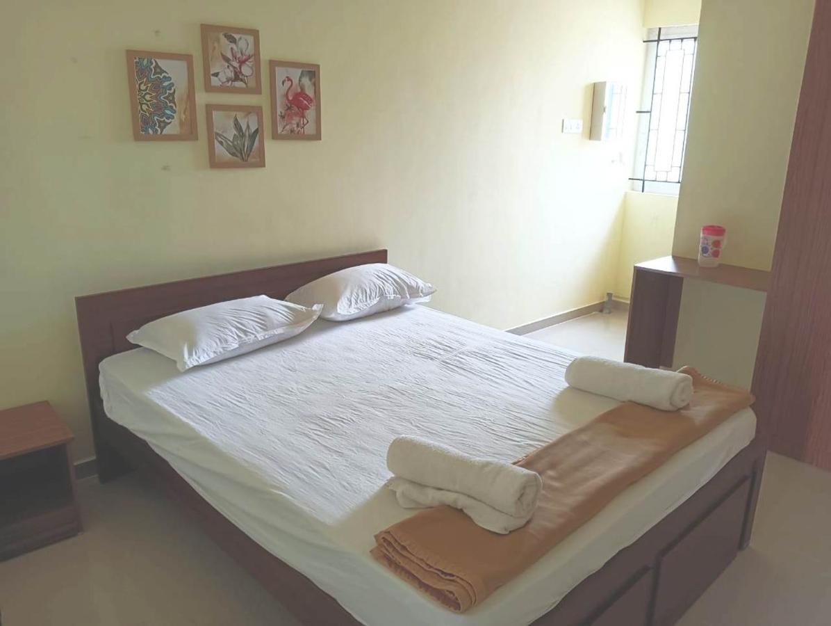Surathi Enclave Standard Rooms Karumattampatti Exterior foto